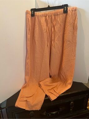 Norm Thompson Peach-Orange Drawstring Capris